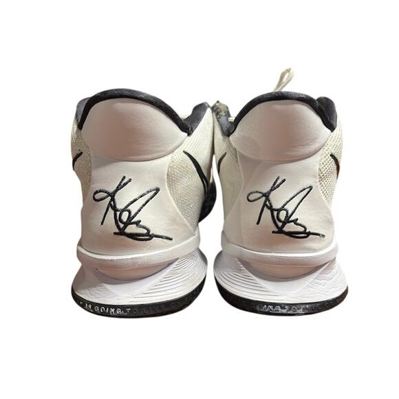 Nike Kyrie 7 VII Basketball Shoes White Black Men’s Performance Sneakers sz 13 main image 9